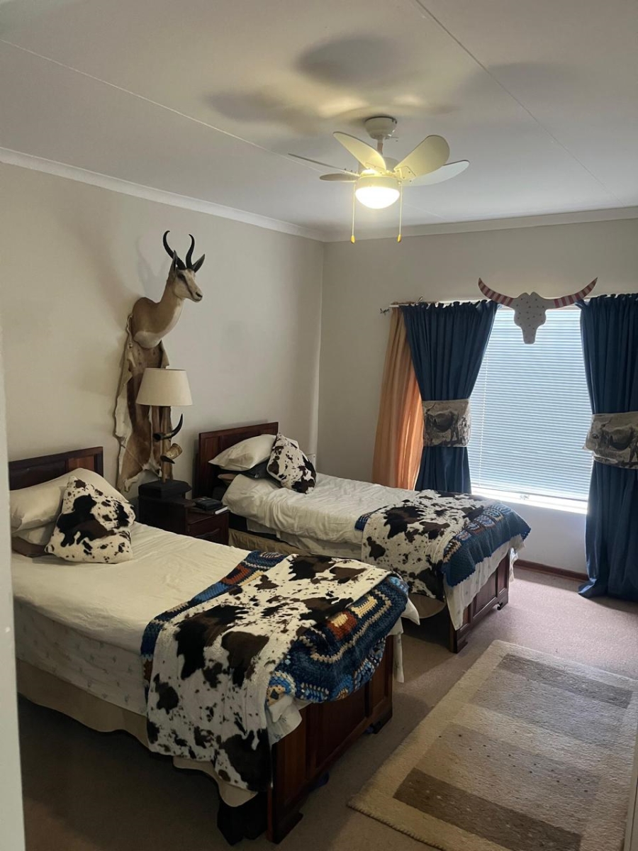 4 Bedroom Property for Sale in Christiana North West